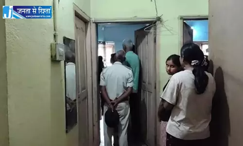 PG की छात्रा की संदिग्ध मौत, गर्ल्स हॉस्टल में शव मिला PG की छात्रा की संदिग्ध मौत, गर्ल्स हॉस्टल में शव मिला