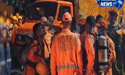 सिक्किम में निर्माणाधीन सुरंग ढहने से 7 मजदूरों की मौत, बचाव अभियान जारी सिक्किम में निर्माणाधीन सुरंग ढहने से 7 मजदूरों की मौत, बचाव अभियान जारी