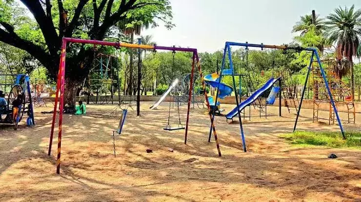 नेल्लोर में बच्चों के पार्क में साहसिक सुविधाएं प्राप्त करने के लिए बड़े पैमाने पर सुधार किया जाएगा नेल्लोर में बच्चों के पार्क में साहसिक सुविधाएं प्राप्त करने के लिए बड़े पैमाने पर सुधार किया जाएगा