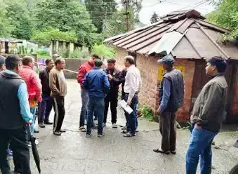 Nainital: नैनीताल क्लब में मरम्मत कार्य के दौरान हादसा, तकनीशियन की मौत Nainital: नैनीताल क्लब में मरम्मत कार्य के दौरान हादसा, तकनीशियन की मौत