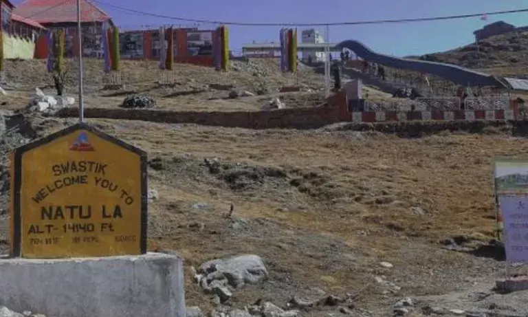 Sikkim: छह साल से ज़्यादा समय के बाद नाथुला के जरिए सीमा व्यापार फिर से शुरू Sikkim: छह साल से ज़्यादा समय के बाद नाथुला के जरिए सीमा व्यापार फिर से शुरू