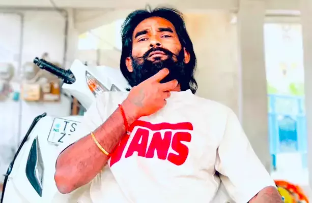 Telangana: राउडी शीटर सूरी की मीरपेट में बेरहमी से हत्या कर दी गई Telangana: राउडी शीटर सूरी की मीरपेट में बेरहमी से हत्या कर दी गई
