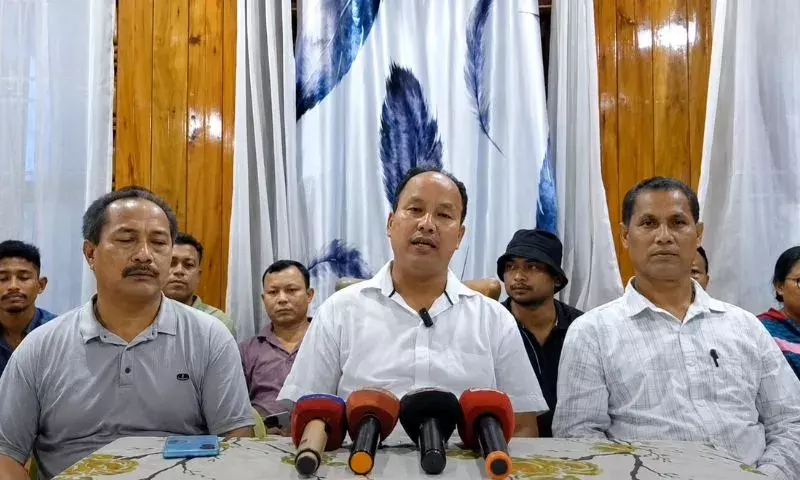 असम: टिंगखोंग के 5 गांवों का आरोप, SKAC वोटर लिस्ट से कटे नाम असम: टिंगखोंग के 5 गांवों का आरोप, SKAC वोटर लिस्ट से कटे नाम