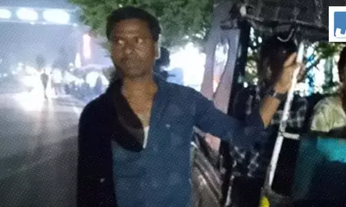 पति के सामने नवविवाहिता के कथित अपहरण से सनसनी, पति ने प्रेम प्रसंग का लगाया आरोप