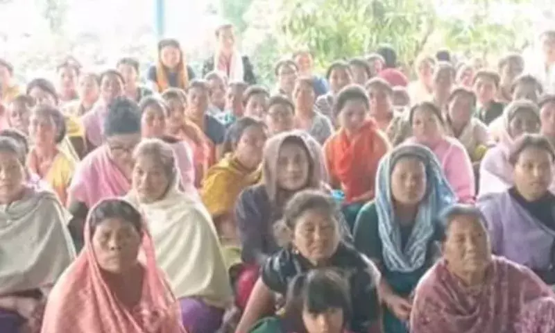 इम्फाल ईस्ट में वारदात: हथियारबंद हमले में पति की मौत, पत्नी की हालत गंभीर इम्फाल ईस्ट में वारदात: हथियारबंद हमले में पति की मौत, पत्नी की हालत गंभीर