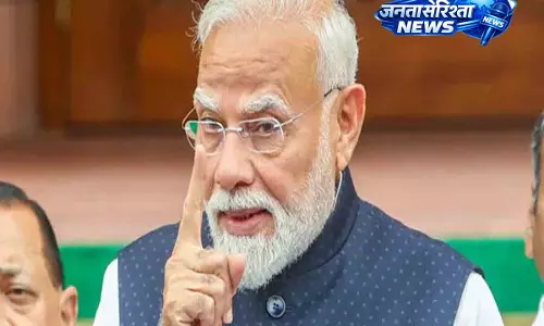 PM Modi की वकीलों से अपील: पेपर लीक के दोषियों को दिलाएं कड़ी से कड़ी सजा PM Modi की वकीलों से अपील: पेपर लीक के दोषियों को दिलाएं कड़ी से कड़ी सजा