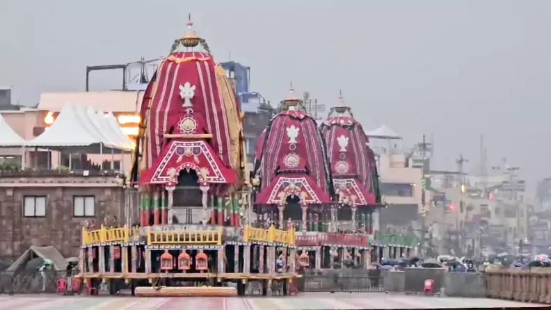 बहुदा यात्रा के दौरान ओडिशा में लो प्रेशर बनने की उम्मीद, IMD ने 24 जुलाई तक भारी बारिश का अनुमान लगाया बहुदा यात्रा के दौरान ओडिशा में लो प्रेशर बनने की उम्मीद, IMD ने 24 जुलाई तक भारी बारिश का अनुमान लगाया
