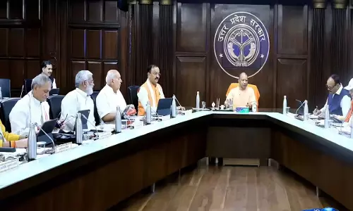 Yogi कैबिनेट के अहम फैसले, छात्राओं और इंफ्रास्ट्रक्चर को मिली नई सौगात Yogi कैबिनेट के अहम फैसले, छात्राओं और इंफ्रास्ट्रक्चर को मिली नई सौगात