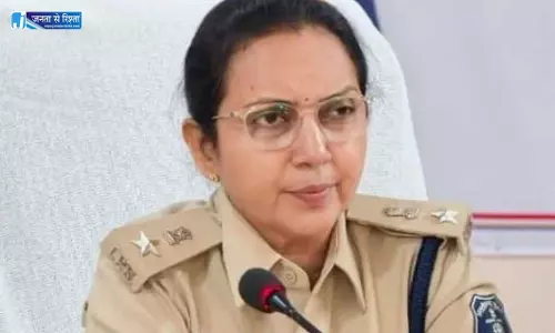 धमतरी पुलिस में बड़ा प्रशासनिक फेरबदल, 8 पुलिस इंस्पेक्टरों का ट्रांसफर धमतरी पुलिस में बड़ा प्रशासनिक फेरबदल, 8 पुलिस इंस्पेक्टरों का ट्रांसफर