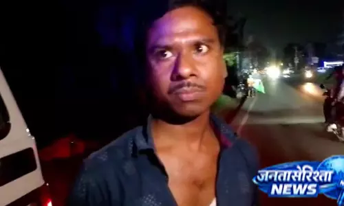 E-rickshaw रोककर महिला को ले जाने का आरोप, पुलिस जांच में जुटी E-rickshaw रोककर महिला को ले जाने का आरोप, पुलिस जांच में जुटी