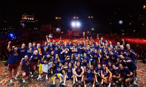 सिबेलेस में Spain का जश्न, कुकुरेला ने संभाली कमान सिबेलेस में Spain का जश्न, कुकुरेला ने संभाली कमान