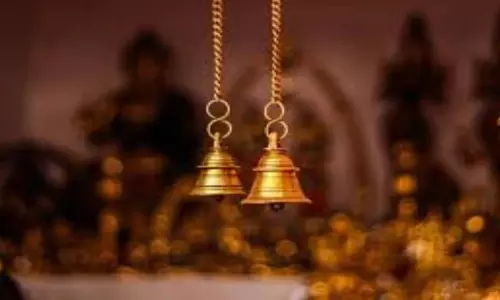 अनोखा शिव धाम: रात में अपने आप बजती हैं मंदिर की घंटियां अनोखा शिव धाम: रात में अपने आप बजती हैं मंदिर की घंटियां