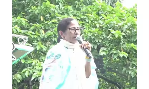 CJP प्रदर्शन में शामिल होने दिल्ली जाने को तैयार: ममता बनर्जी CJP प्रदर्शन में शामिल होने दिल्ली जाने को तैयार: ममता बनर्जी