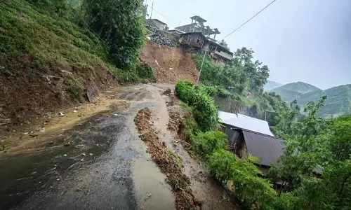 भूस्खलन के बाद नागालैंड अलर्ट पर; DDMA ने एडवाइजरी जारी की भूस्खलन के बाद नागालैंड अलर्ट पर; DDMA ने एडवाइजरी जारी की
