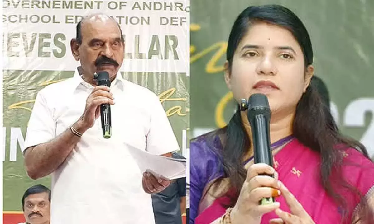 Andhra: 227 मेधावी छात्रों को शाइनिंग स्टार्स अवार्ड्स से सम्मानित किया गया Andhra: 227 मेधावी छात्रों को शाइनिंग स्टार्स अवार्ड्स से सम्मानित किया गया