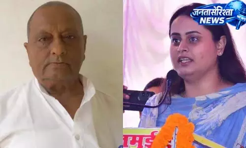बिहार में ऑनलाइन जमाबंदी पर घूस का आरोप, बेटे के खाते में मंगाए 2.5 लाख बिहार में ऑनलाइन जमाबंदी पर घूस का आरोप, बेटे के खाते में मंगाए 2.5 लाख