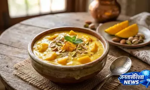 आम का सीजन खत्म होने से पहले बनाएं मैंगो रबड़ी आम का सीजन खत्म होने से पहले बनाएं मैंगो रबड़ी