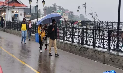 Himachal में भारी बारिश का कहर, 66 मौतें और 145 सड़कें बंद Himachal में भारी बारिश का कहर, 66 मौतें और 145 सड़कें बंद