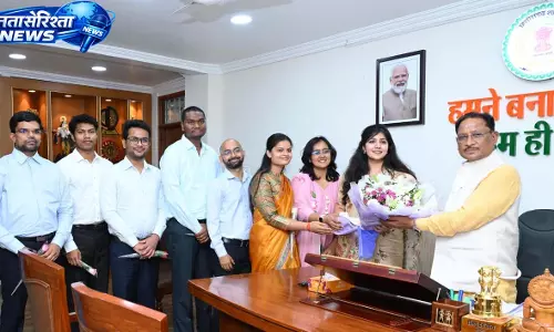 मुख्यमंत्री विष्णुदेव साय से छत्तीसगढ़ से अखिल भारतीय सेवाओं में चयनित अभ्यर्थियों ने की सौजन्य मुलाकात मुख्यमंत्री विष्णुदेव साय से छत्तीसगढ़ से अखिल भारतीय सेवाओं में चयनित अभ्यर्थियों ने की सौजन्य मुलाकात