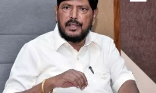 पुलिस अपना काम कर रही थी, लेकिन छात्रों पर लाठीचार्ज गलत था : रामदास आठवले पुलिस अपना काम कर रही थी, लेकिन छात्रों पर लाठीचार्ज गलत था : रामदास आठवले