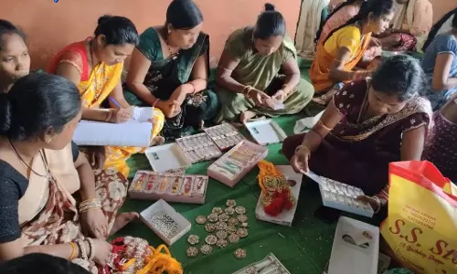 इस रक्षाबंधन में, बिहान दीदीयां देंगी राखी से हरियाली संदेश इस रक्षाबंधन में, बिहान दीदीयां देंगी राखी से हरियाली संदेश