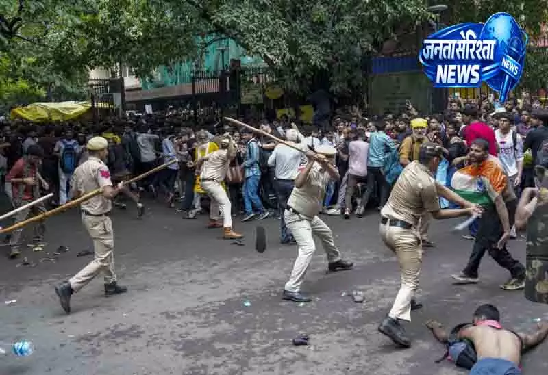 Delhi में सीजेपी मार्च के दौरान 118 पुलिसकर्मी और 60 प्रदर्शनकारी घायल Delhi में सीजेपी मार्च के दौरान 118 पुलिसकर्मी और 60 प्रदर्शनकारी घायल