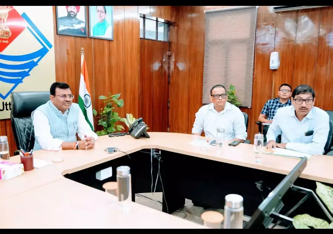 Dehradun: ग्रोथ सेंटर्स को नई दिशा देने की तैयारी, मुख्य सचिव ने दिए निर्देश Dehradun: ग्रोथ सेंटर्स को नई दिशा देने की तैयारी, मुख्य सचिव ने दिए निर्देश