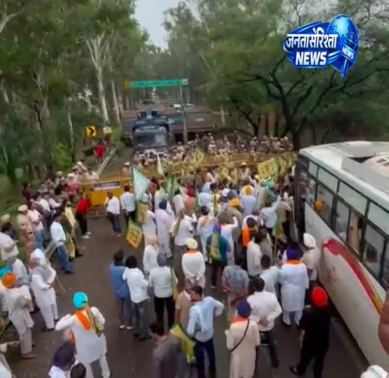 SAD ने किसान दिल्ली मार्च को दिया समर्थन SAD ने किसान दिल्ली मार्च को दिया समर्थन