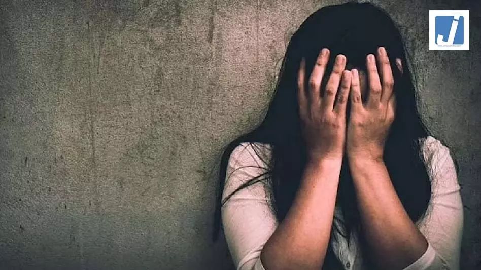 महिला के साथ गैंगरेप: तीन गिरफ्तार, आरोपियों का दावा- अपनी मर्जी से साथ गई थी महिला के साथ गैंगरेप: तीन गिरफ्तार, आरोपियों का दावा- अपनी मर्जी से साथ गई थी