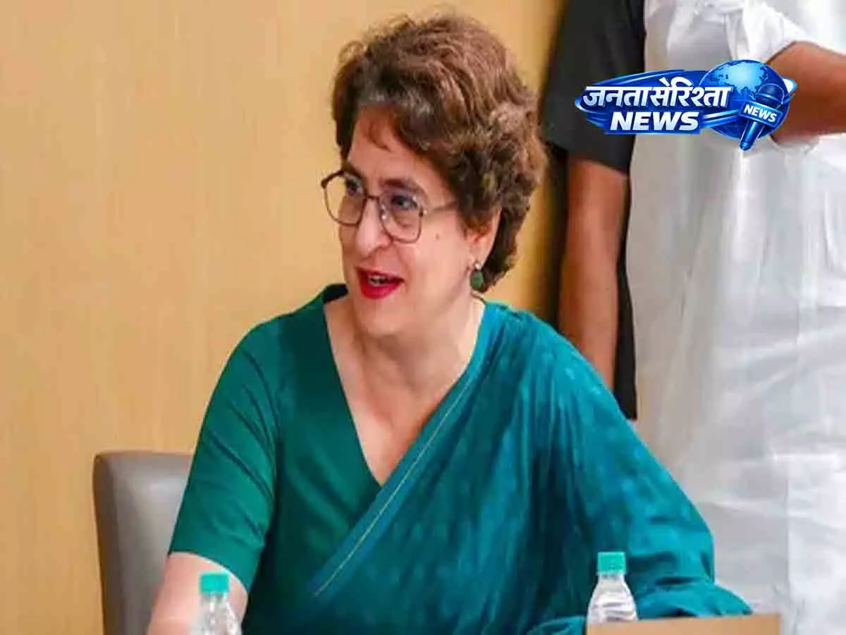 प्रियंका गांधी का तीखा तंज: युवा विरोधी है केंद्र, प्रदर्शन पर दिया बड़ा बयान प्रियंका गांधी का तीखा तंज: युवा विरोधी है केंद्र, प्रदर्शन पर दिया बड़ा बयान