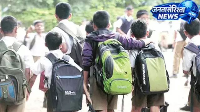 अंग्रेजी-गणित में सुधार के लिए रोज अतिरिक्त कक्षा अंग्रेजी-गणित में सुधार के लिए रोज अतिरिक्त कक्षा
