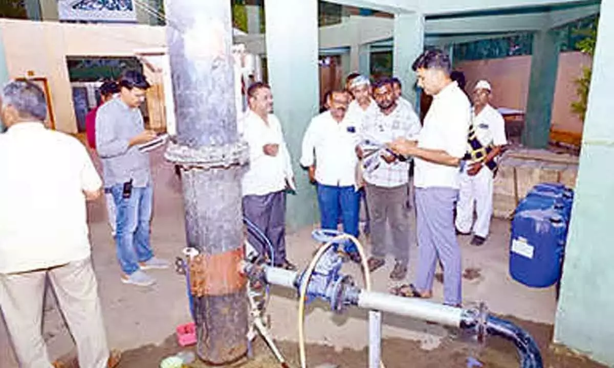 Andhra: दैनिक जल गुणवत्ता परीक्षण पर बल Andhra: दैनिक जल गुणवत्ता परीक्षण पर बल