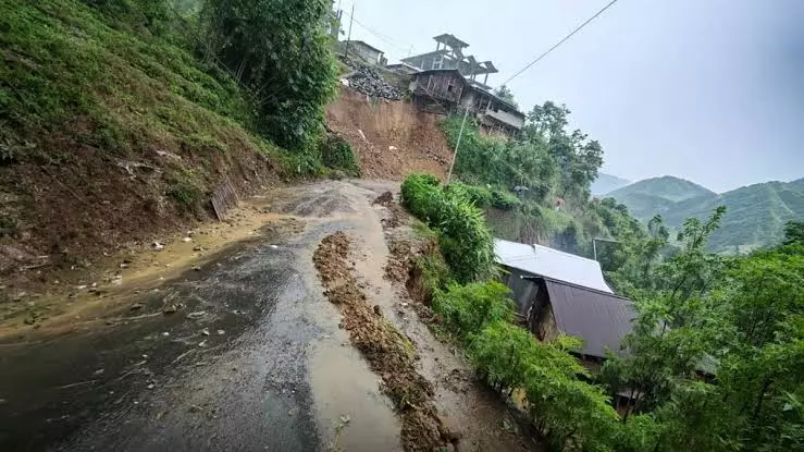 भूस्खलन के बाद नागालैंड अलर्ट पर; DDMA ने एडवाइजरी जारी की भूस्खलन के बाद नागालैंड अलर्ट पर; DDMA ने एडवाइजरी जारी की