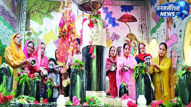 सावन का पहला सोमवार, पन्याला में जयकारे सावन का पहला सोमवार, पन्याला में जयकारे