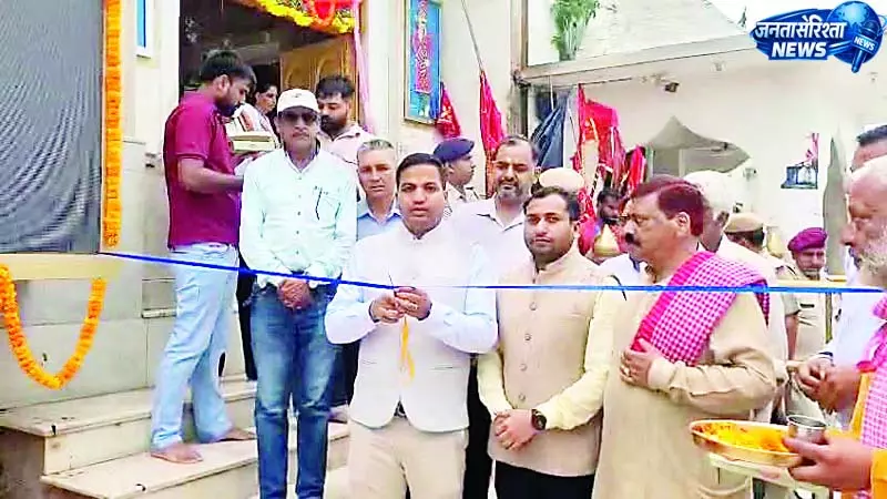 श्री नयनादेवी जी में सोलर हट्स का काम शुरू श्री नयनादेवी जी में सोलर हट्स का काम शुरू