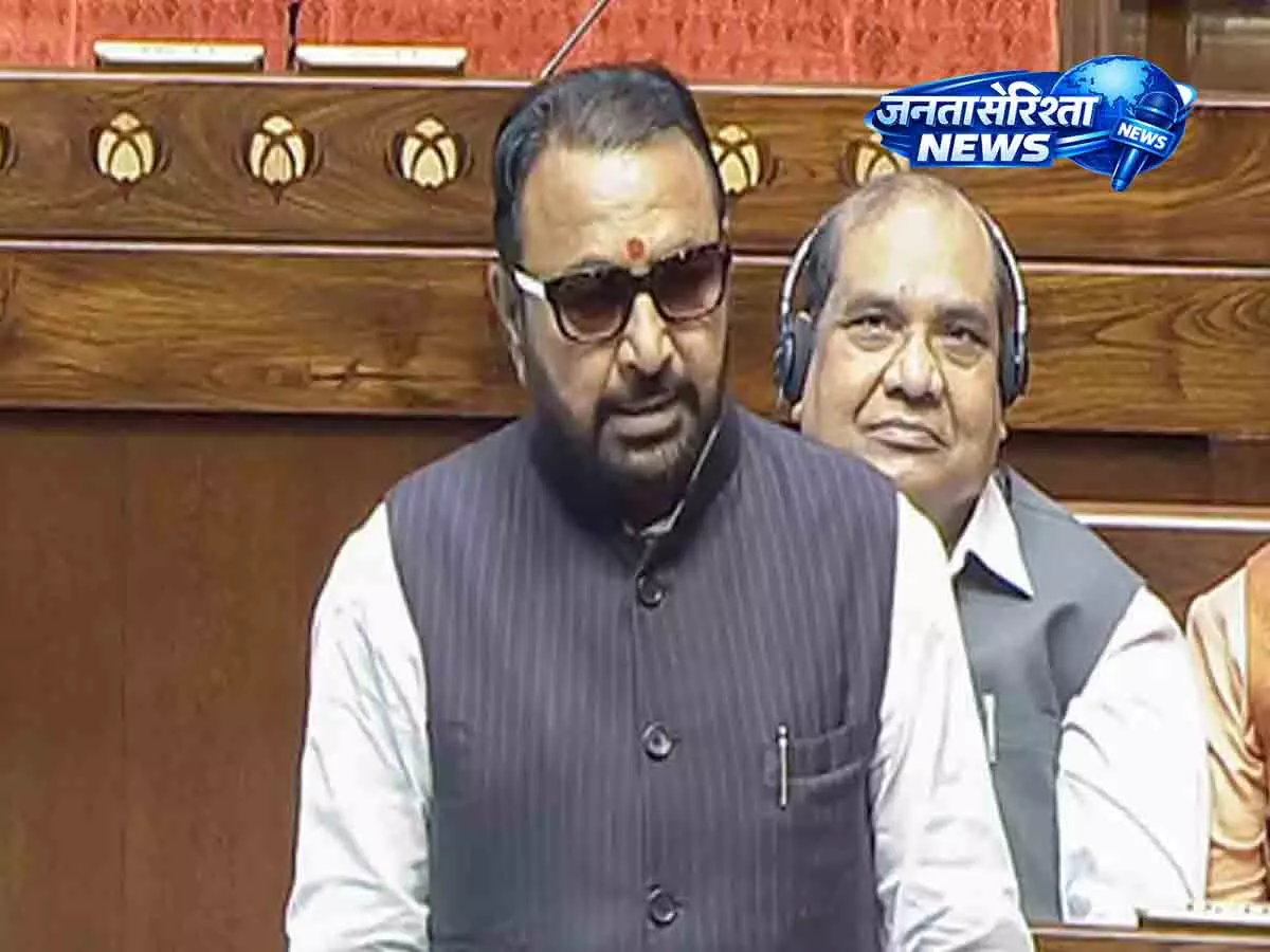 आयुष दवाओं की गुणवत्ता जांच सख्त, ई-कॉमर्स कंपनियों पर कड़े नियम लागू आयुष दवाओं की गुणवत्ता जांच सख्त, ई-कॉमर्स कंपनियों पर कड़े नियम लागू