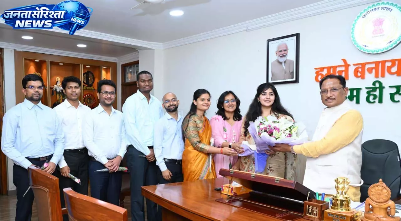 मुख्यमंत्री विष्णुदेव साय से छत्तीसगढ़ से अखिल भारतीय सेवाओं में चयनित अभ्यर्थियों ने की सौजन्य मुलाकात मुख्यमंत्री विष्णुदेव साय से छत्तीसगढ़ से अखिल भारतीय सेवाओं में चयनित अभ्यर्थियों ने की सौजन्य मुलाकात