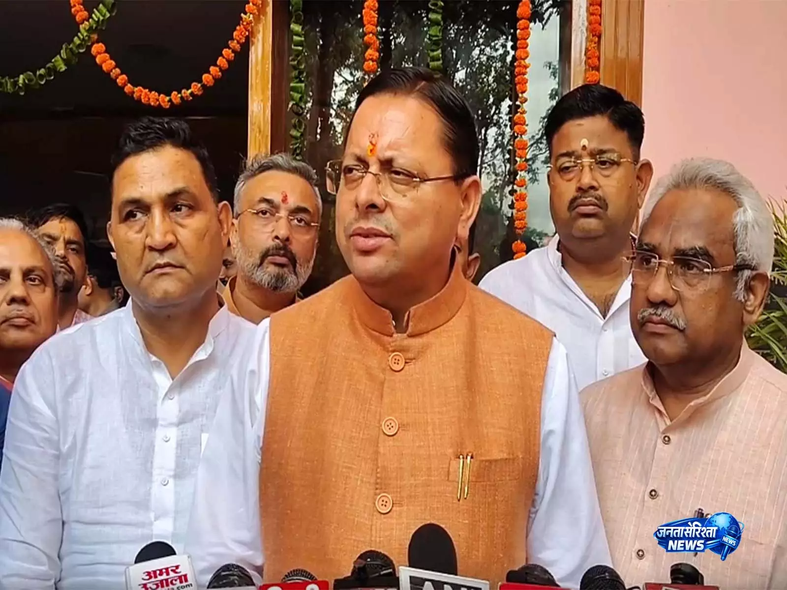 कांवड़ यात्रा पर CM धामी बोले, श्रद्धालुओं की सुरक्षित यात्रा हमारी प्राथमिकता कांवड़ यात्रा पर CM धामी बोले, श्रद्धालुओं की सुरक्षित यात्रा हमारी प्राथमिकता
