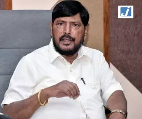 पुलिस अपना काम कर रही थी, लेकिन छात्रों पर लाठीचार्ज गलत था : रामदास आठवले पुलिस अपना काम कर रही थी, लेकिन छात्रों पर लाठीचार्ज गलत था : रामदास आठवले