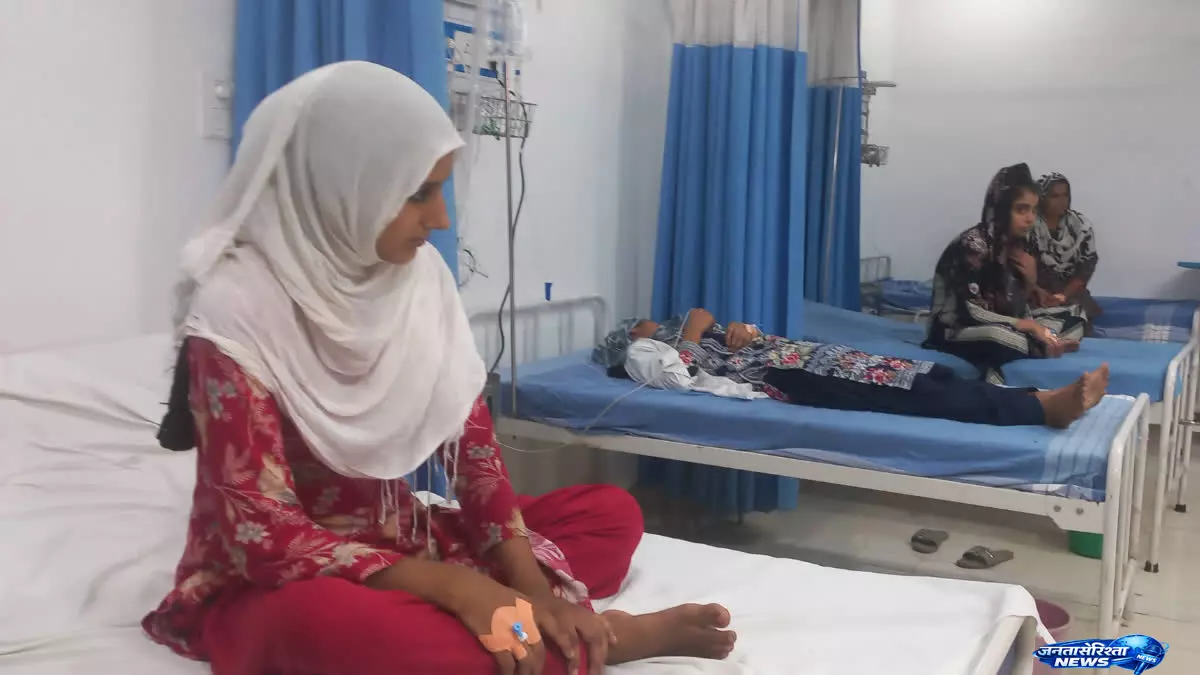 Ammonia गैस की चपेट में आए 14 श्रमिक, अस्पताल में भर्ती