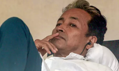 केंद्रीय मंत्री जेपी नड्डा और जितेंद्र सिंह ने गुरुग्राम के अस्पताल में सोनम वांगचुक से की मुलाकात केंद्रीय मंत्री जेपी नड्डा और जितेंद्र सिंह ने गुरुग्राम के अस्पताल में सोनम वांगचुक से की मुलाकात