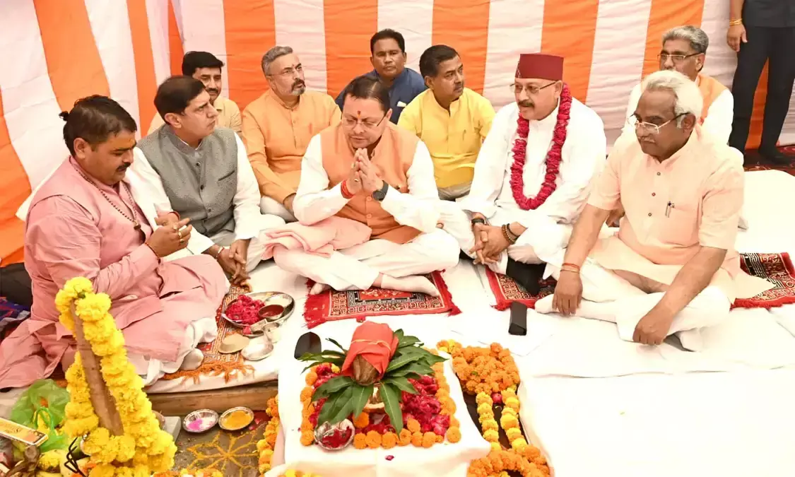 Haridwar: धर्मनगरी के विकास को बड़ा बढ़ावा, धामी ने रखी चार परियोजनाओं की आधारशिला