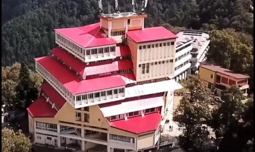 Shimla: एचपीयू स्थापना दिवस पर शिक्षकों ने CAS पदोन्नति बहाली की मांग उठाई