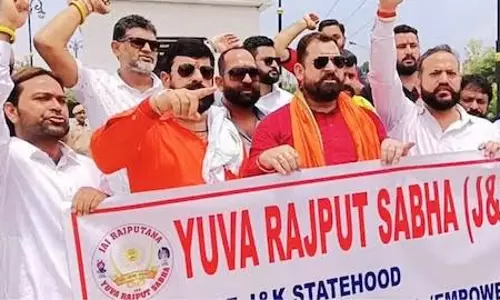 Jammu: युवा राजपूत सभा के अनशन का दूसरा दिन, सरकार से मांगें पूरी करने की अपील