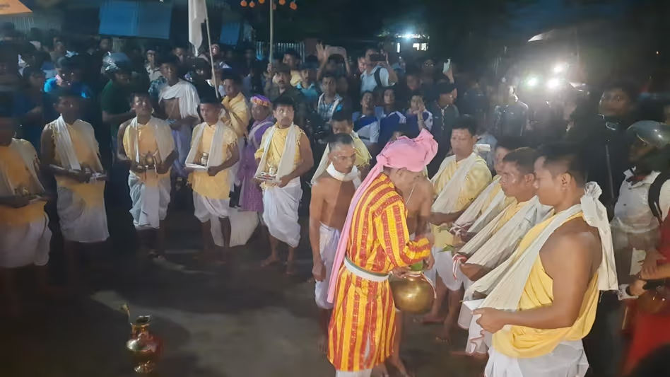 Kharchi Festival 2026: त्रिपुरा में पवित्र स्नान यात्रा के साथ शुरू हुआ ऐतिहासिक खर्ची उत्सव Kharchi Festival 2026: त्रिपुरा में पवित्र स्नान यात्रा के साथ शुरू हुआ ऐतिहासिक खर्ची उत्सव