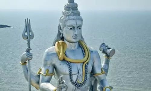 सावन के पहले सोमवार पर करें महादेव की आराधना, जानें शुभ मुहूर्त और नियम