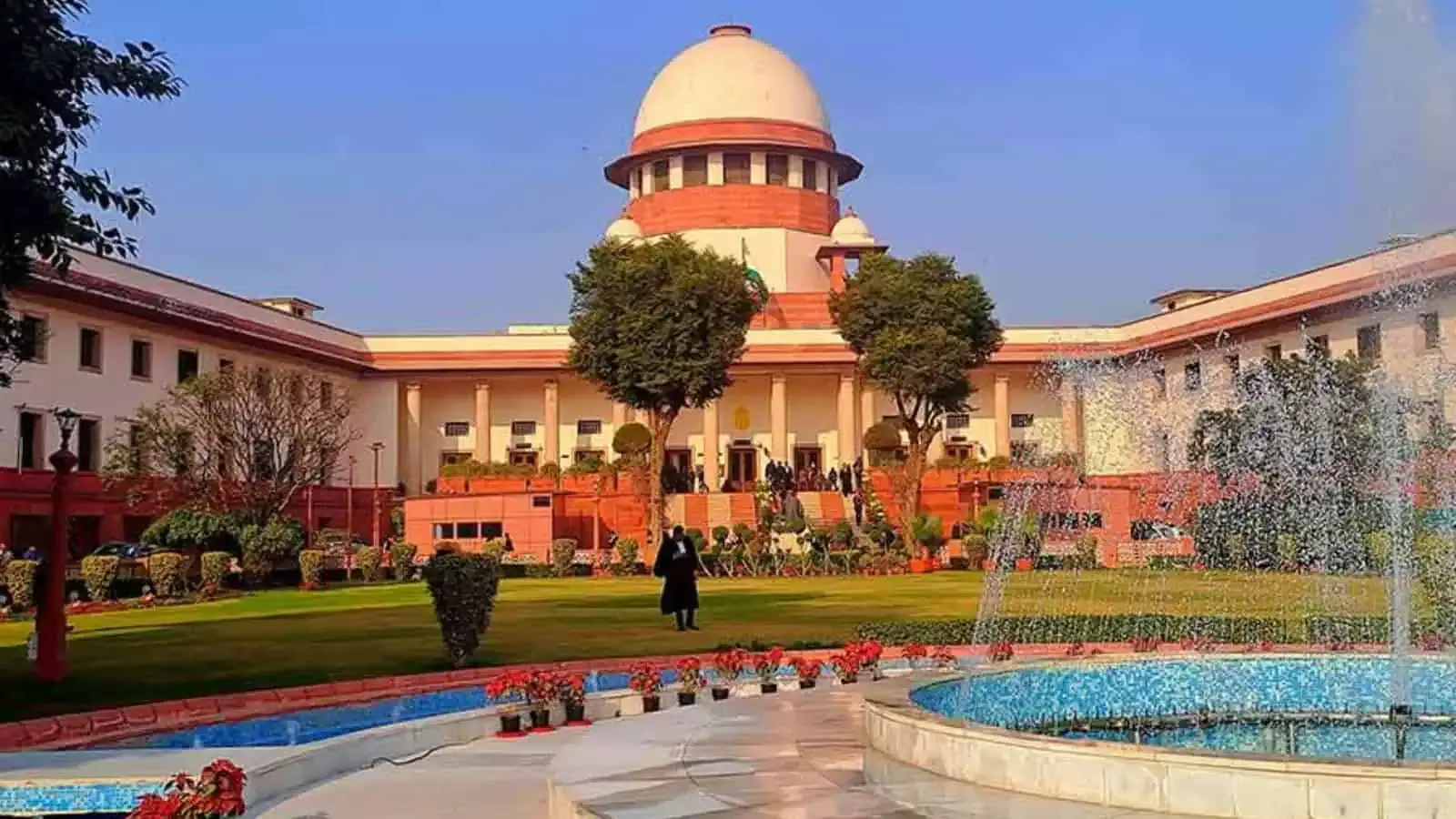 तेलंगाना के बथुकम्मकुंटा विवाद में नया मोड़, SC ने हाईकोर्ट को दोबारा विचार के लिए भेजा मामला तेलंगाना के बथुकम्मकुंटा विवाद में नया मोड़, SC ने हाईकोर्ट को दोबारा विचार के लिए भेजा मामला