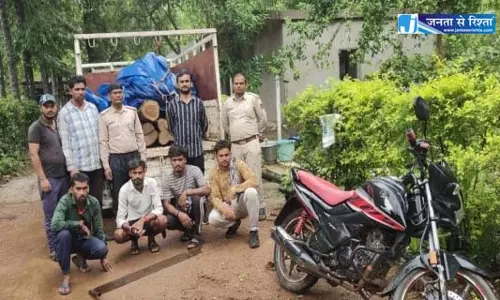 सागौन लकड़ी की तस्करी नाकाम, अवैध कटाई पर चला हंटर सागौन लकड़ी की तस्करी नाकाम, अवैध कटाई पर चला हंटर