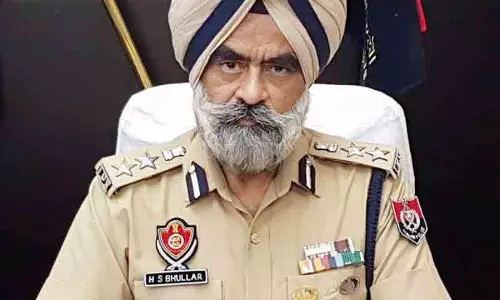 Chandigarh सस्पेंड DIG भुल्लर मामले में सुनवाई Chandigarh सस्पेंड DIG भुल्लर मामले में सुनवाई