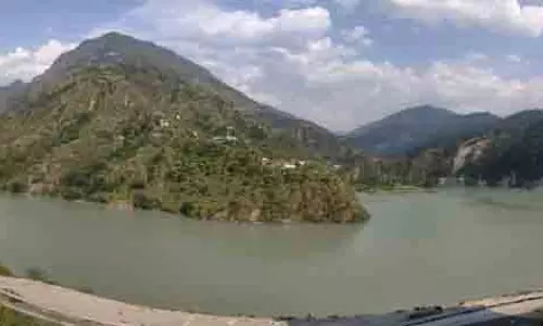 Himachal में नदी किनारे बाढ़ का खतरा Himachal में नदी किनारे बाढ़ का खतरा